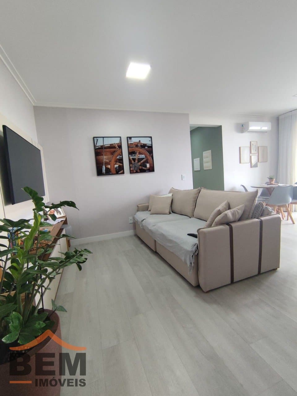 Apartamento para Venda com 3 quartos e 84m² no bairro Sao Vicente, em Itajai