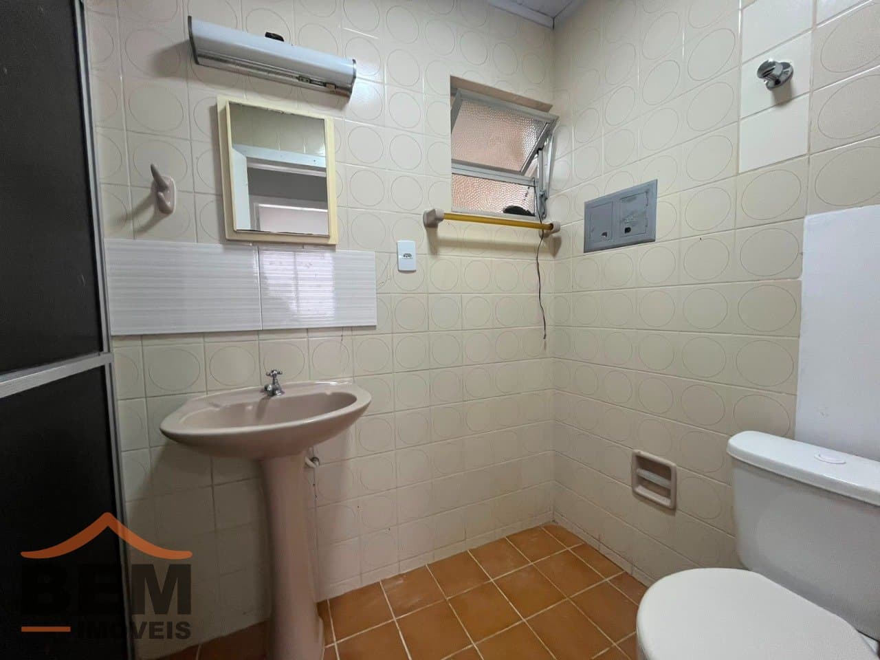 Apartamento para Locação com 2 quartos e 50m² no bairro Centro, em Balneário Piçarras