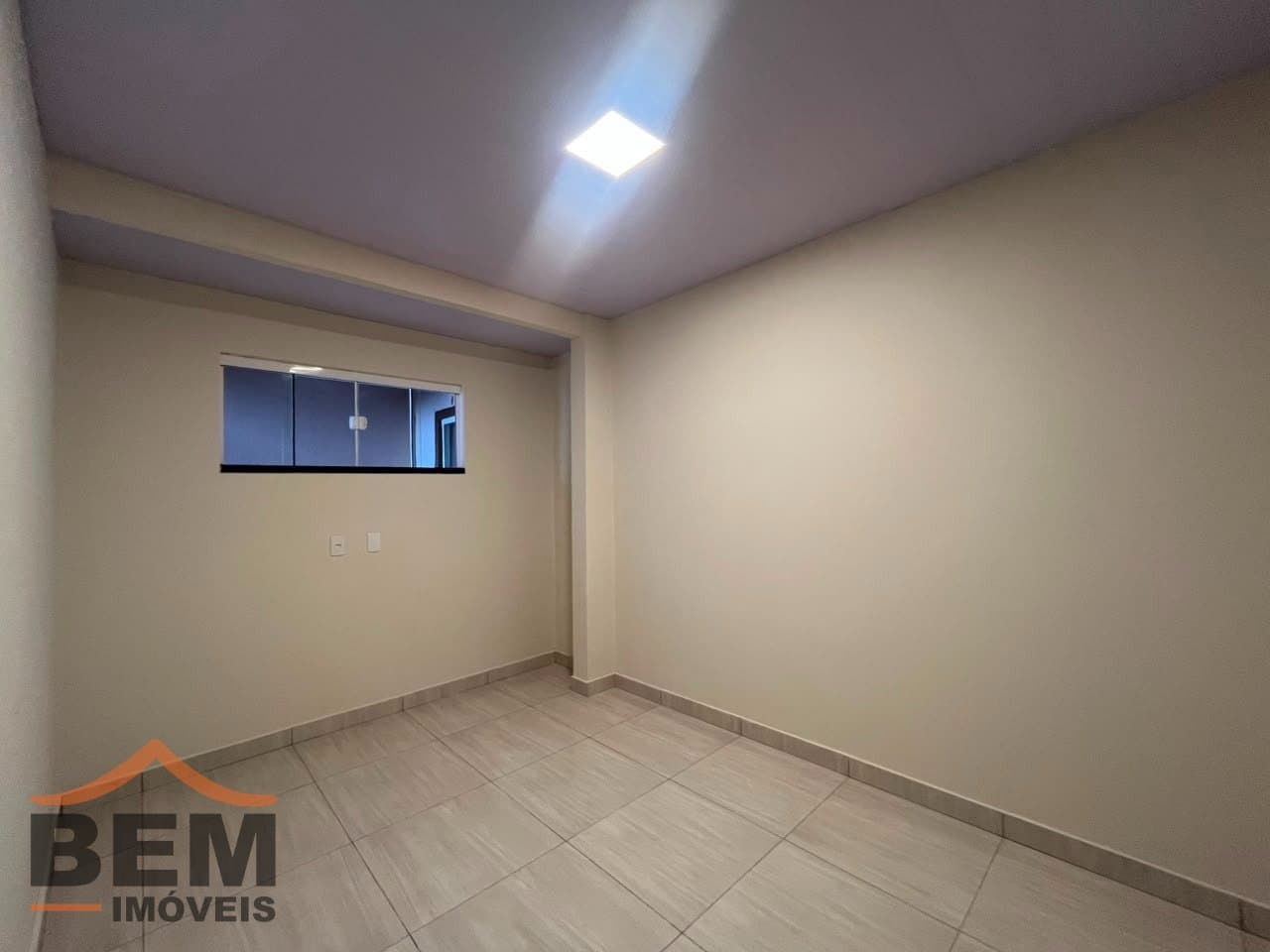 Kitnet para Locação com 1 quarto e 40m² no bairro Cidade Nova, em Itajaí
