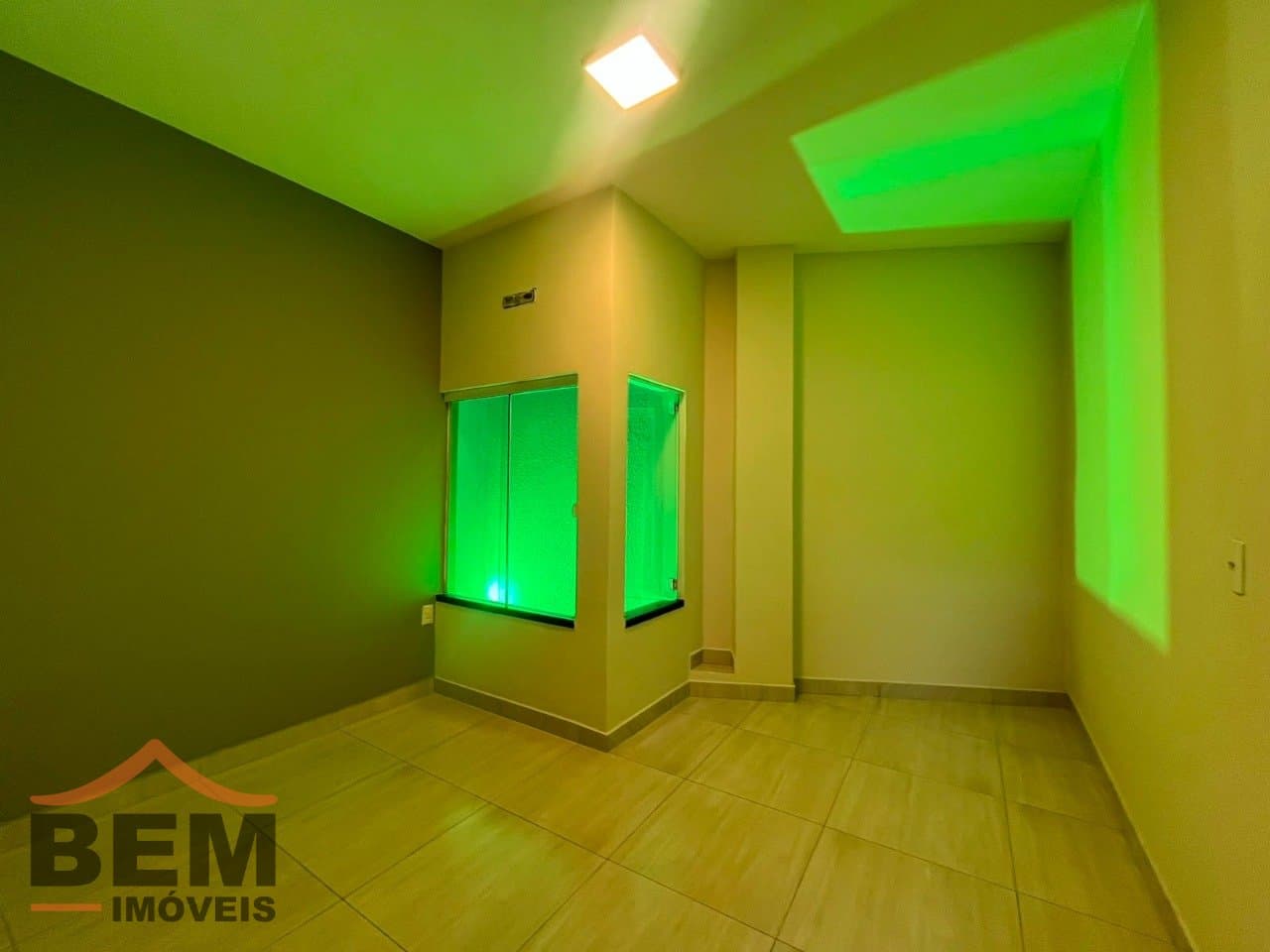 Kitnet para Locação com 1 quarto e 30m² no bairro Cidade Nova, em Itajaí