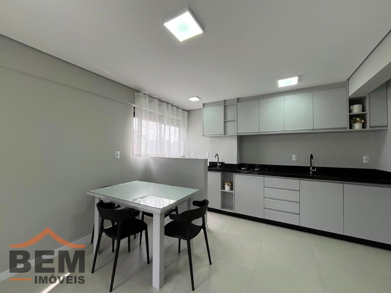 Apartamento para Locação com 1 quarto e 49m² no bairro Fazenda, em Itajaí