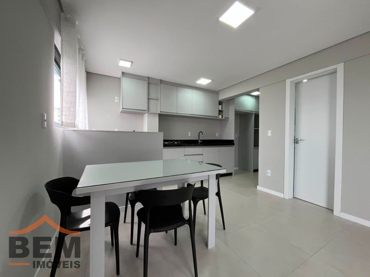 Apartamento para Locação com 1 quarto e 49m² no bairro Fazenda, em Itajaí