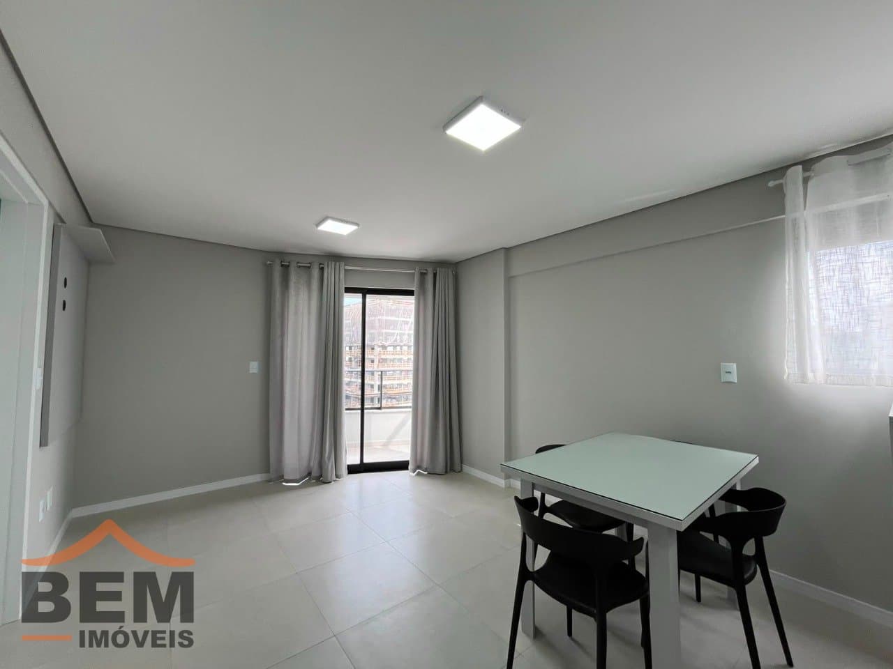 Apartamento para Locação com 1 quarto e 49m² no bairro Fazenda, em Itajaí