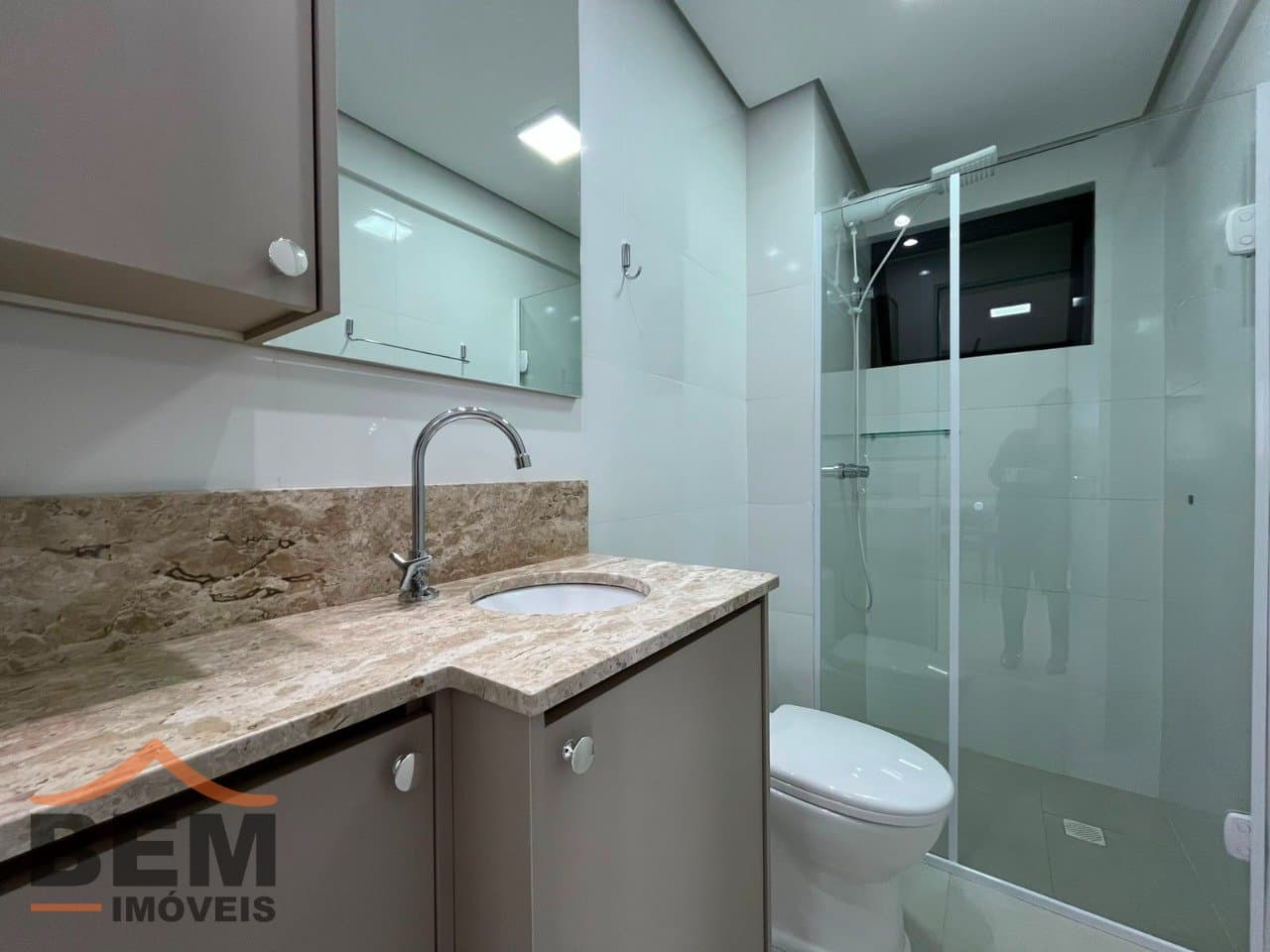Apartamento para Locação com 1 quarto e 49m² no bairro Fazenda, em Itajaí