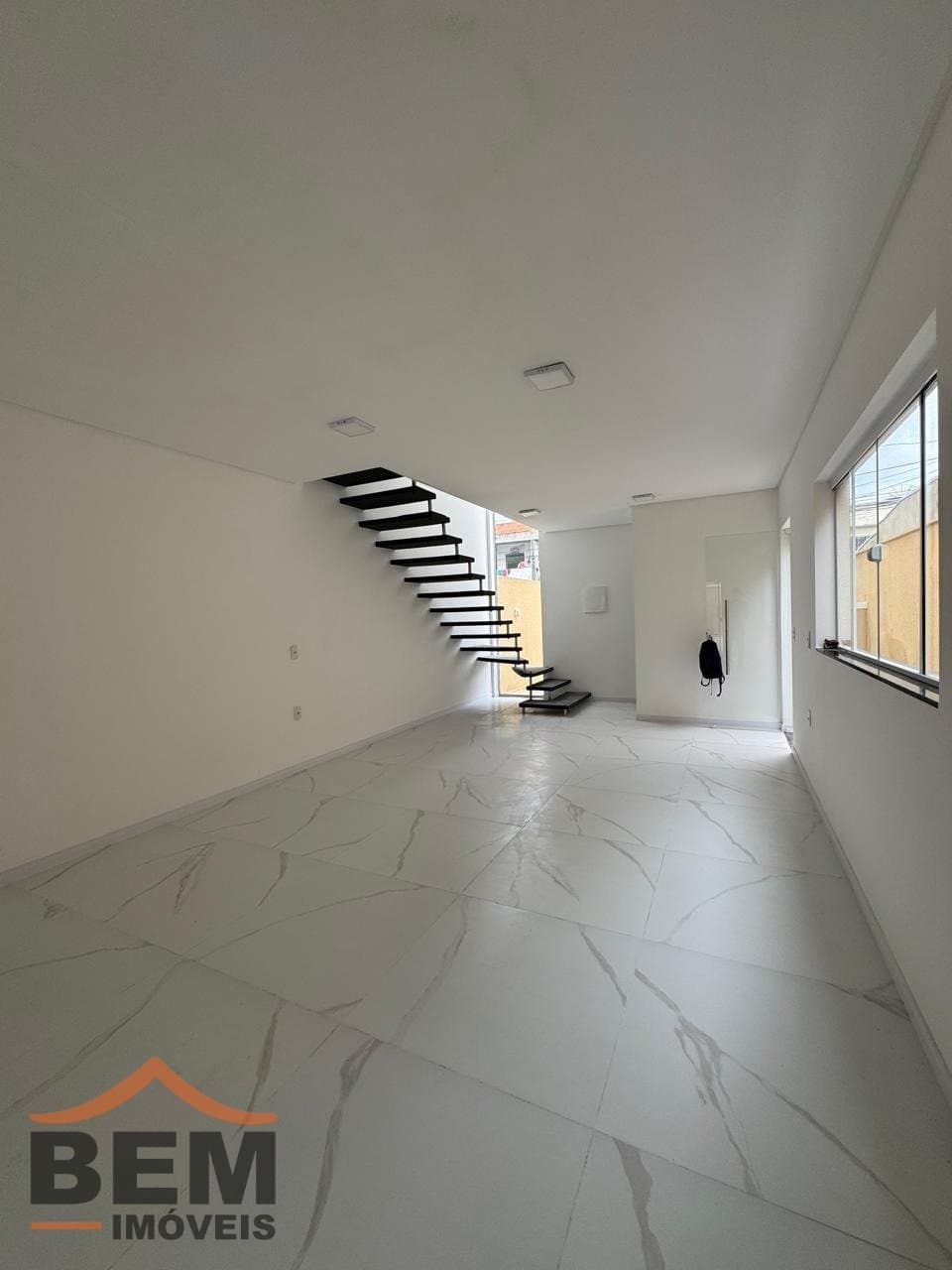 Casa para Venda com 3 quartos e 113m² no bairro Rio Pequeno, em Camboriú: WhatsApp Image 2026-08-08 at 10.12