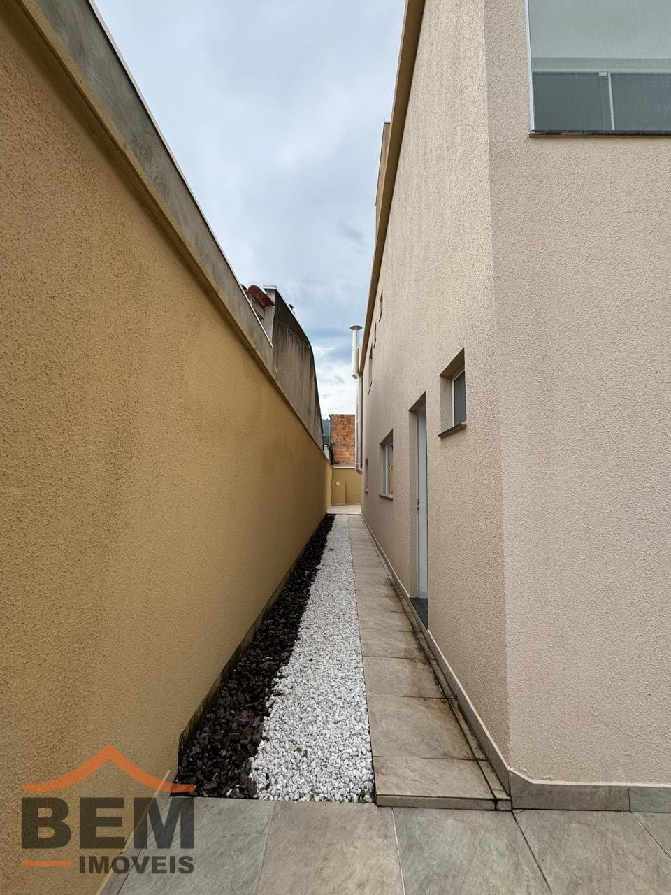 Casa para Venda com 3 quartos e 113m² no bairro Rio Pequeno, em Camboriú: WhatsApp Image 2026-08-08 at 10.12