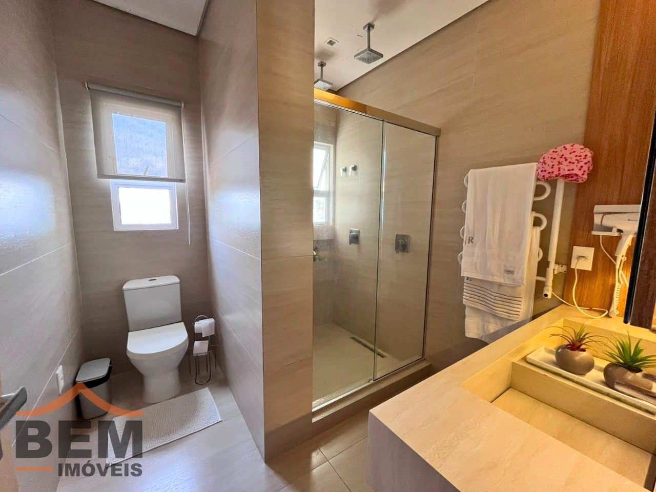 Apartamento para Venda com 3 quartos e 205m² no bairro Fazenda, em Itajai