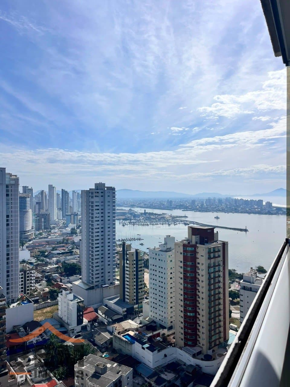 Apartamento para Venda com 3 quartos e 205m² no bairro Fazenda, em Itajai