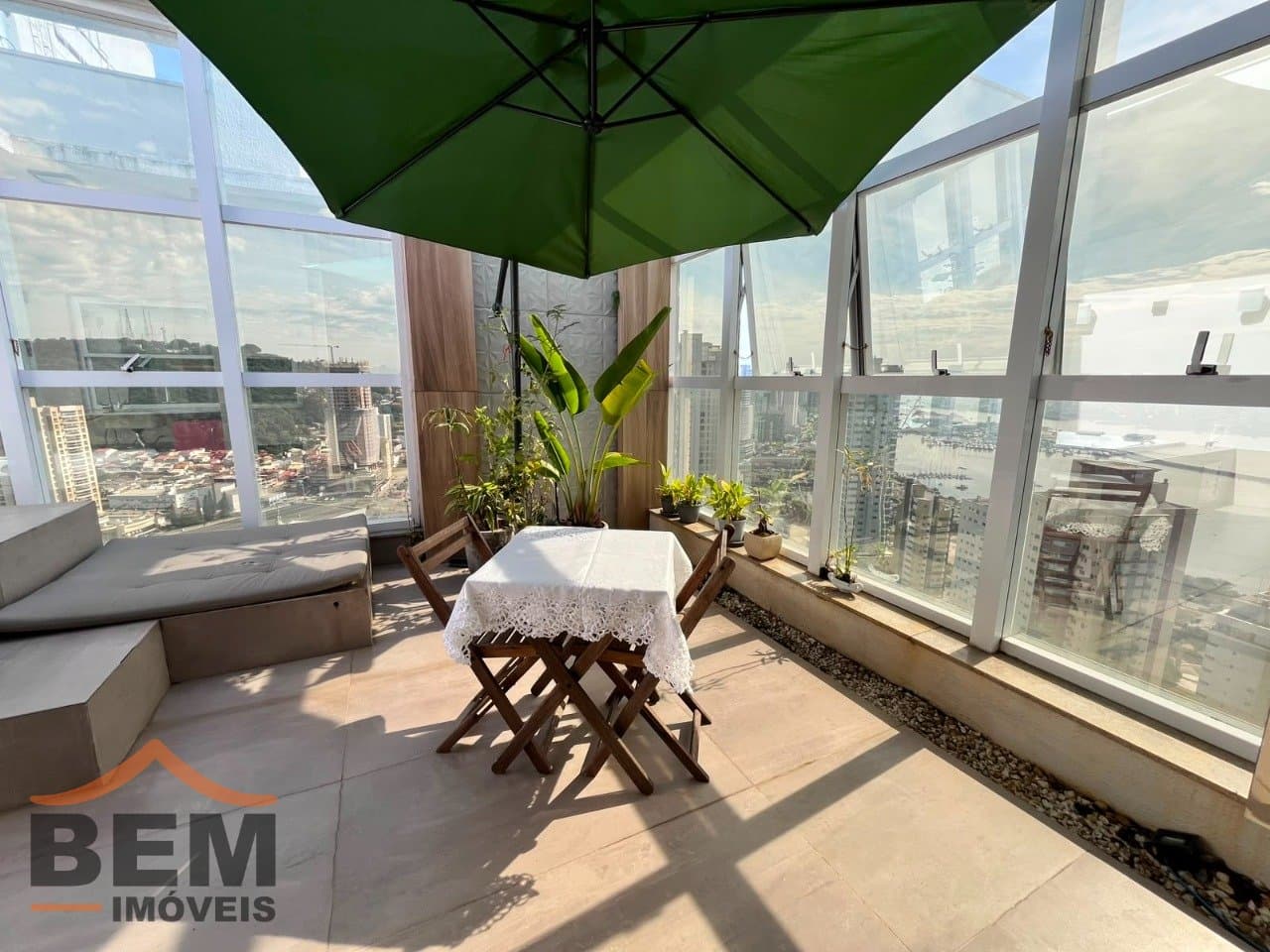 Apartamento para Venda com 3 quartos e 205m² no bairro Fazenda, em Itajai