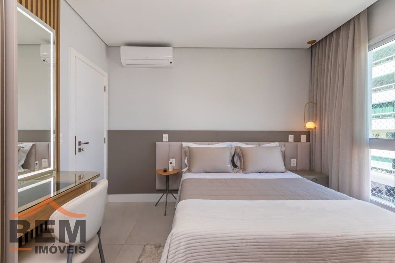 Apartamento para Venda com 4 quartos e 132m² no bairro Centro, em Balneário Camboriú