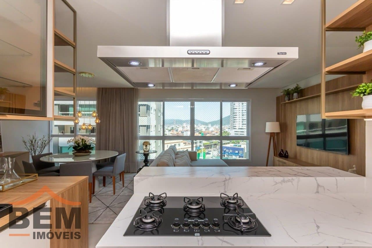 Apartamento para Venda com 4 quartos e 132m² no bairro Centro, em Balneário Camboriú