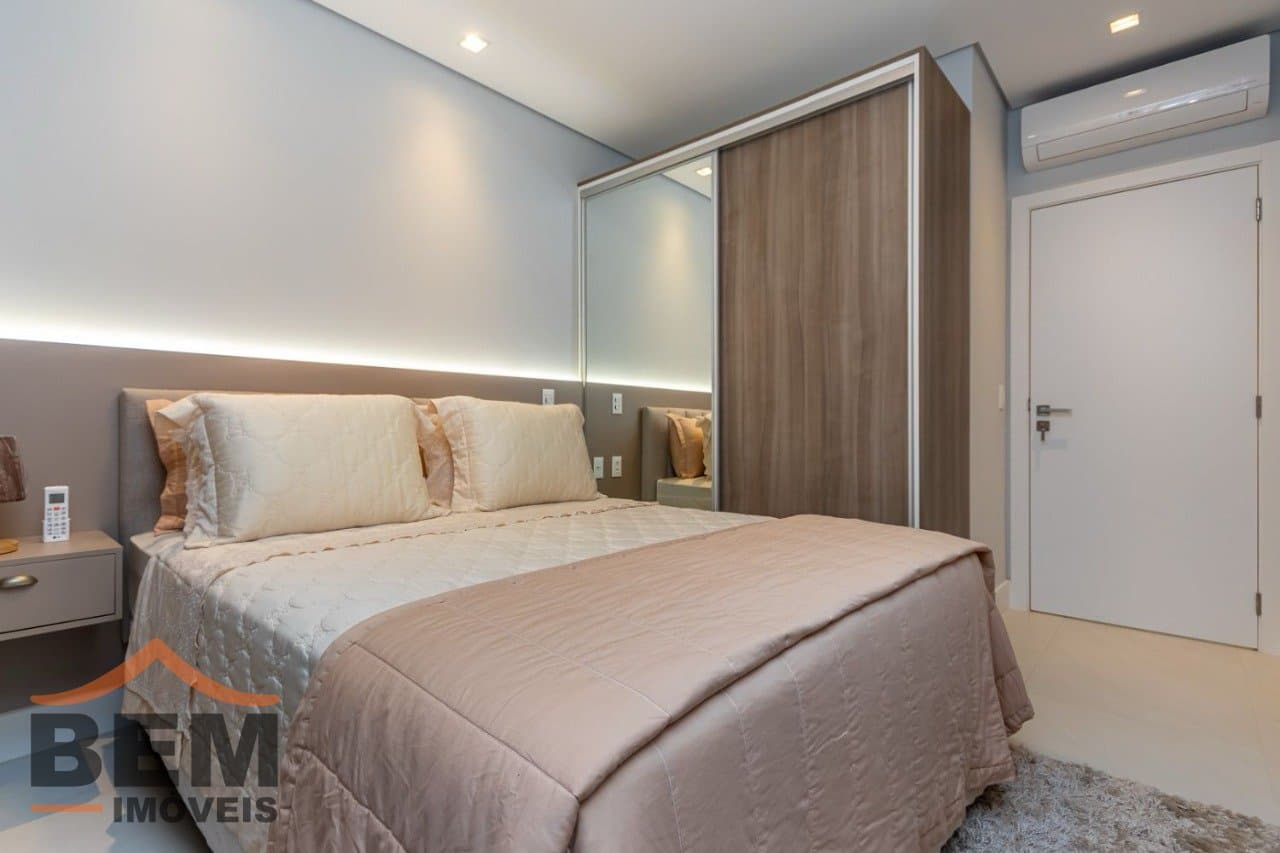 Apartamento para Venda com 4 quartos e 132m² no bairro Centro, em Balneário Camboriú