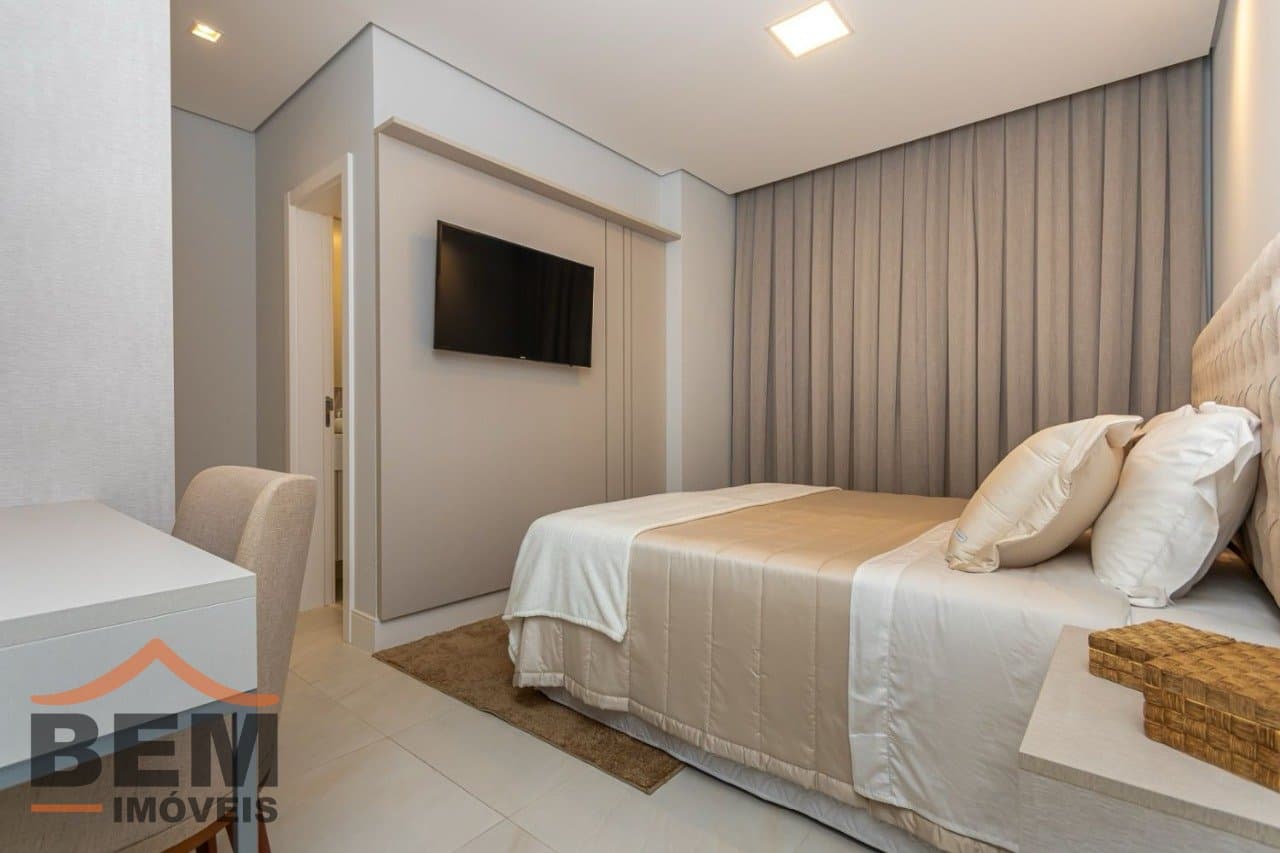 Apartamento para Venda com 4 quartos e 132m² no bairro Centro, em Balneário Camboriú
