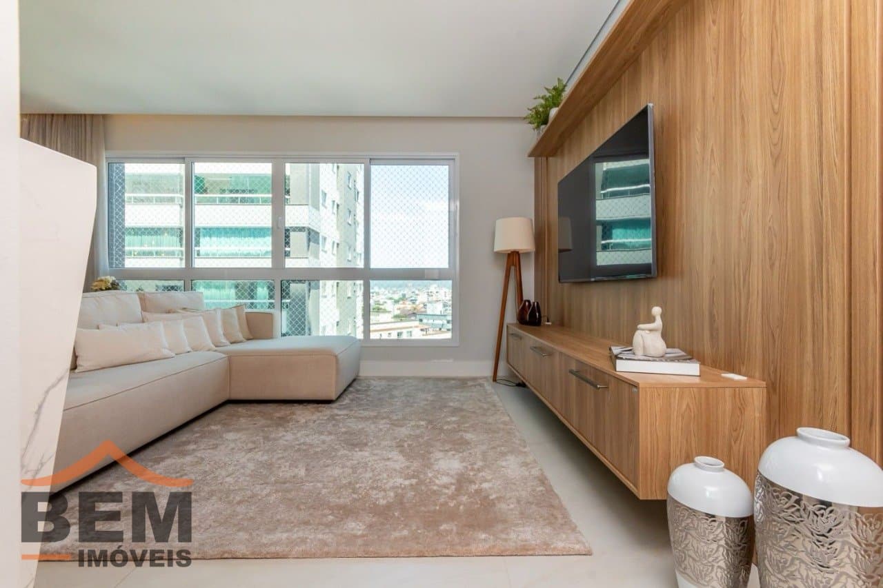 Apartamento para Venda com 4 quartos e 132m² no bairro Centro, em Balneário Camboriú