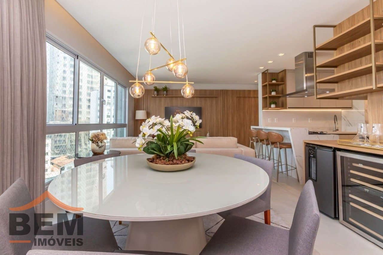 Apartamento para Venda com 4 quartos e 132m² no bairro Centro, em Balneário Camboriú