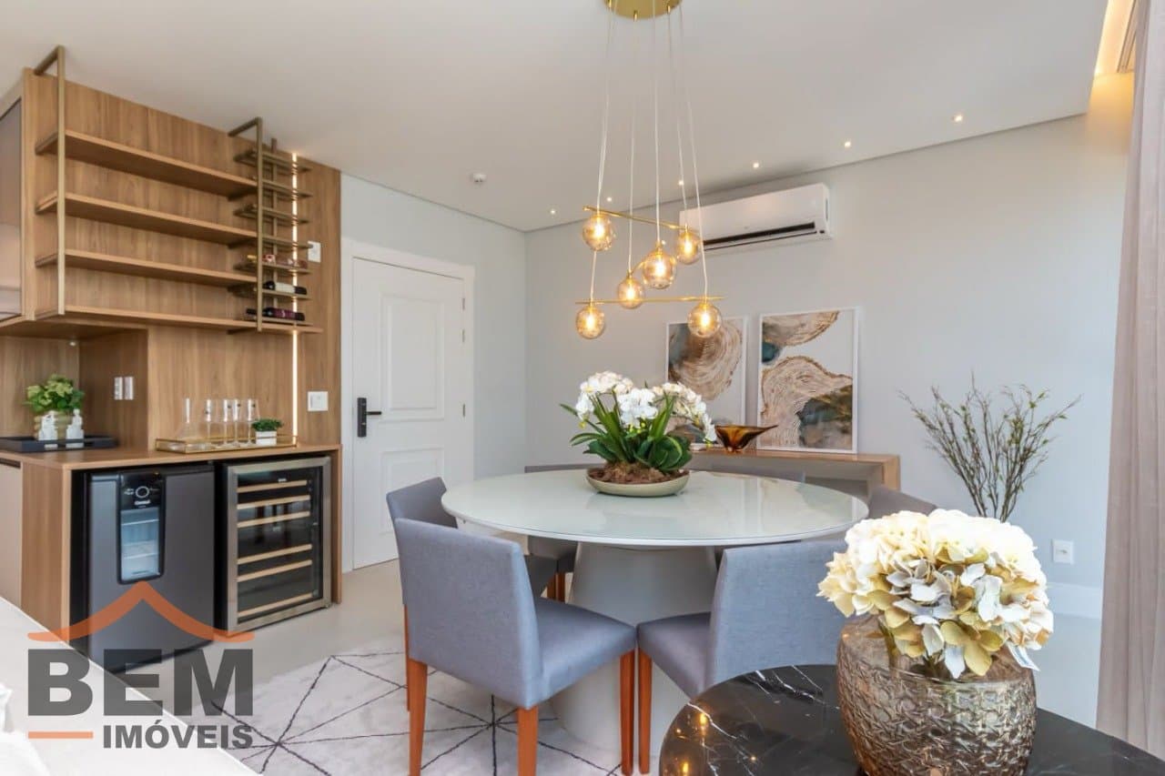 Apartamento para Venda com 4 quartos e 132m² no bairro Centro, em Balneário Camboriú