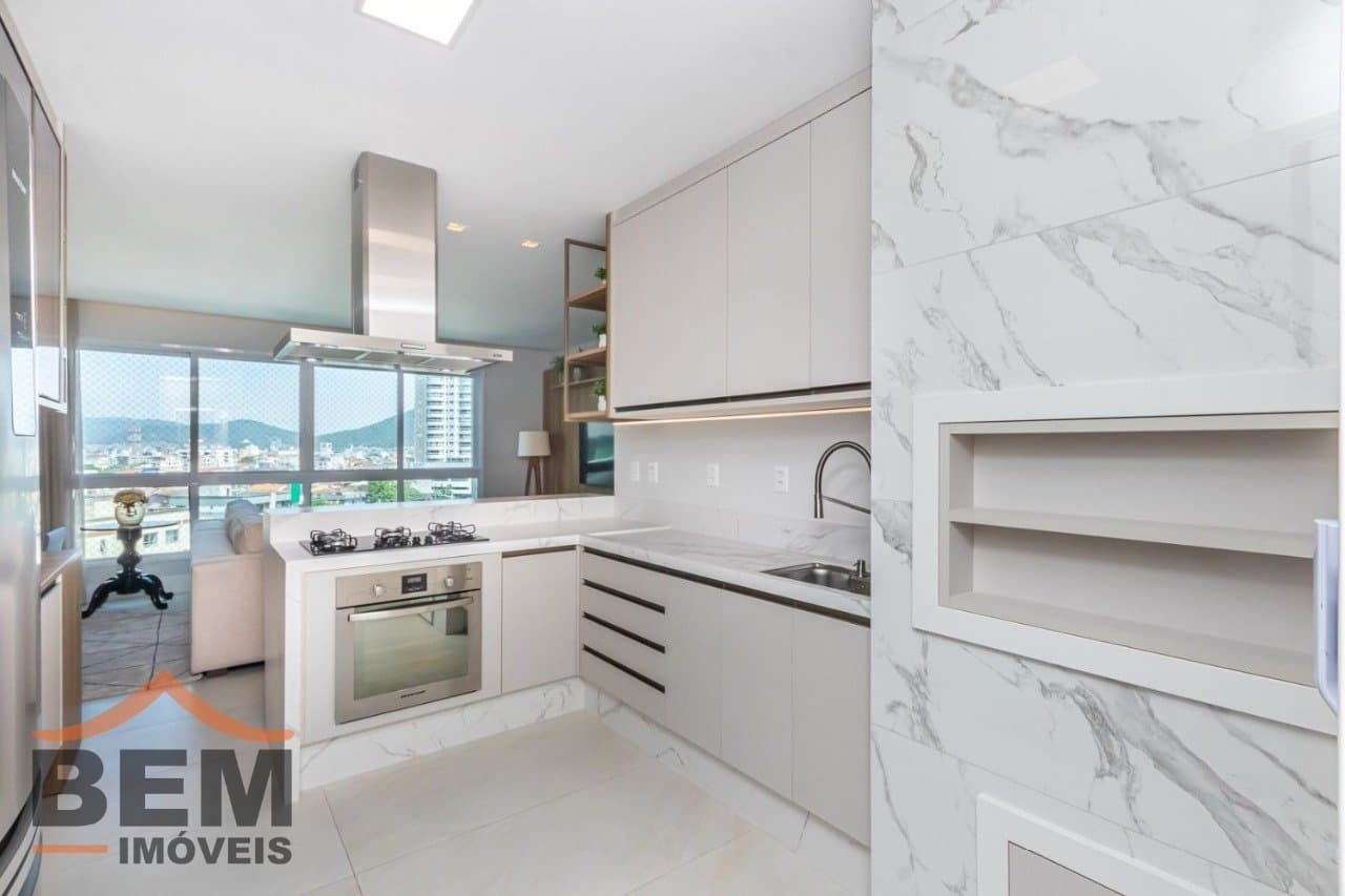 Apartamento para Venda com 4 quartos e 132m² no bairro Centro, em Balneário Camboriú