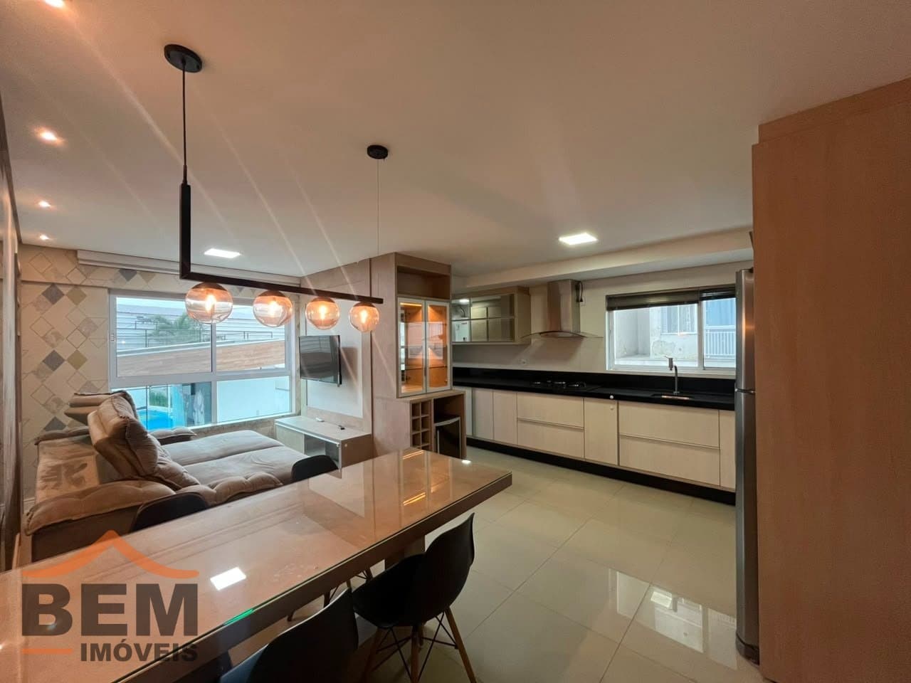 Apartamento para Locação com 2 quartos e 92m² no bairro Ressacada, em Itajaí