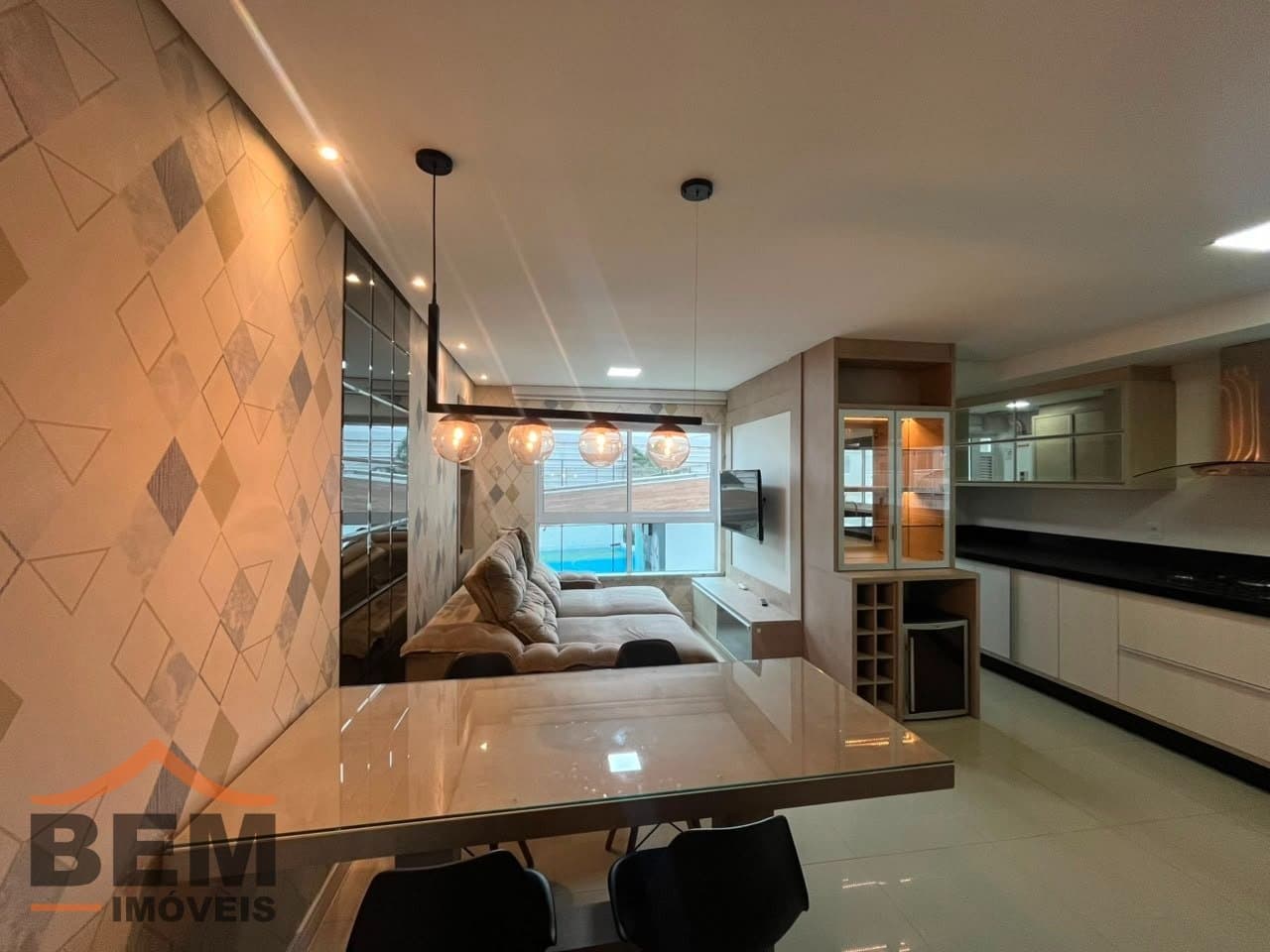 Apartamento para Locação com 2 quartos e 92m² no bairro Ressacada, em Itajaí