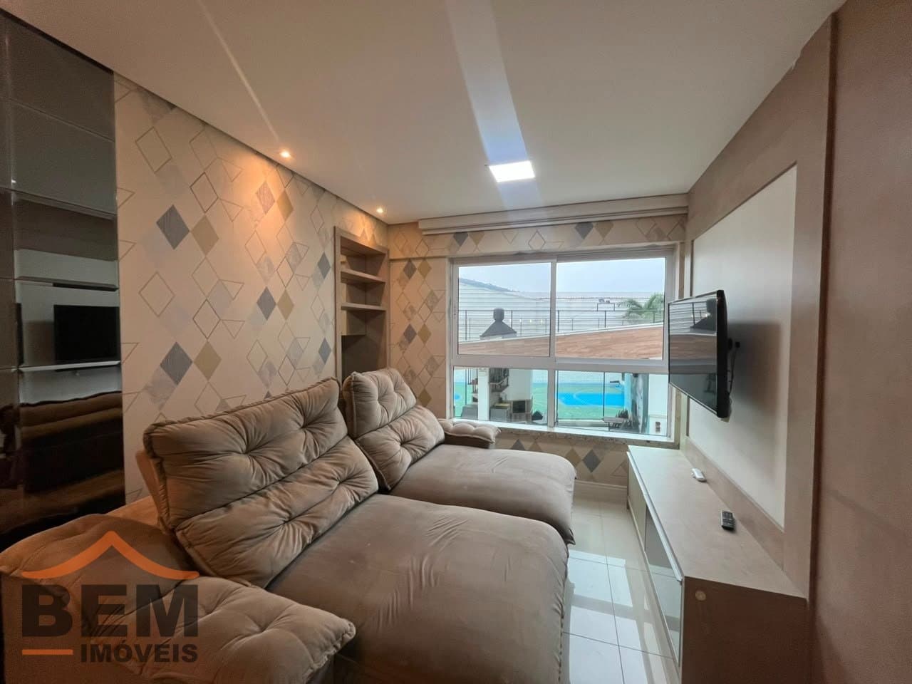 Apartamento para Locação com 2 quartos e 92m² no bairro Ressacada, em Itajaí
