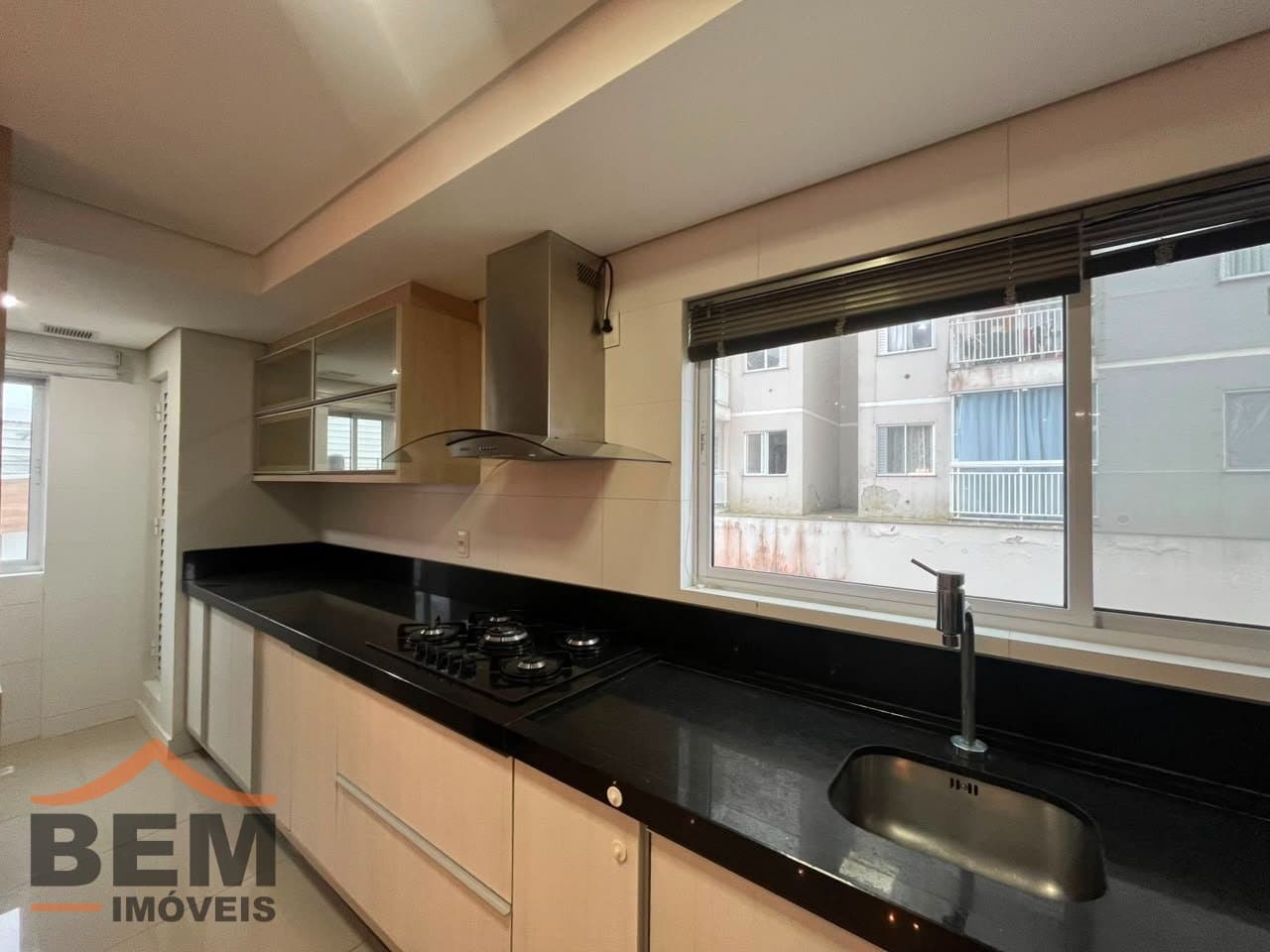 Apartamento para Locação com 2 quartos e 92m² no bairro Ressacada, em Itajaí