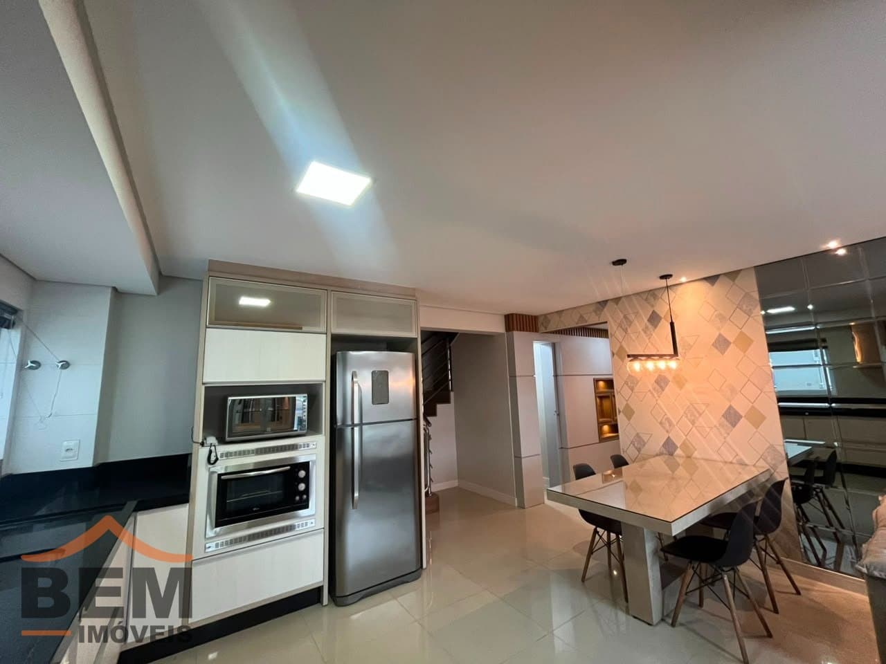 Apartamento para Locação com 2 quartos e 92m² no bairro Ressacada, em Itajaí