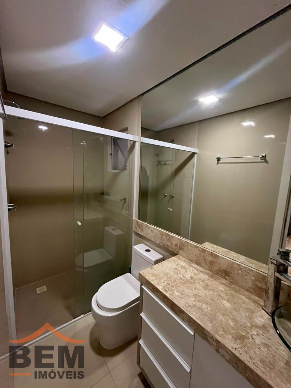 Apartamento para Locação com 2 quartos e 92m² no bairro Ressacada, em Itajaí