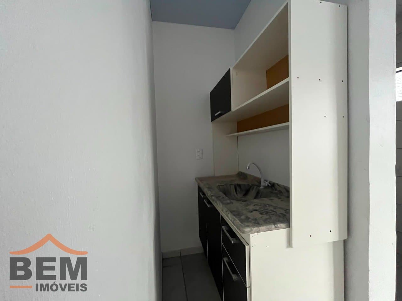 Kitnet para Locação com 1 quarto e 18m² no bairro Praia Brava, em Itajaí