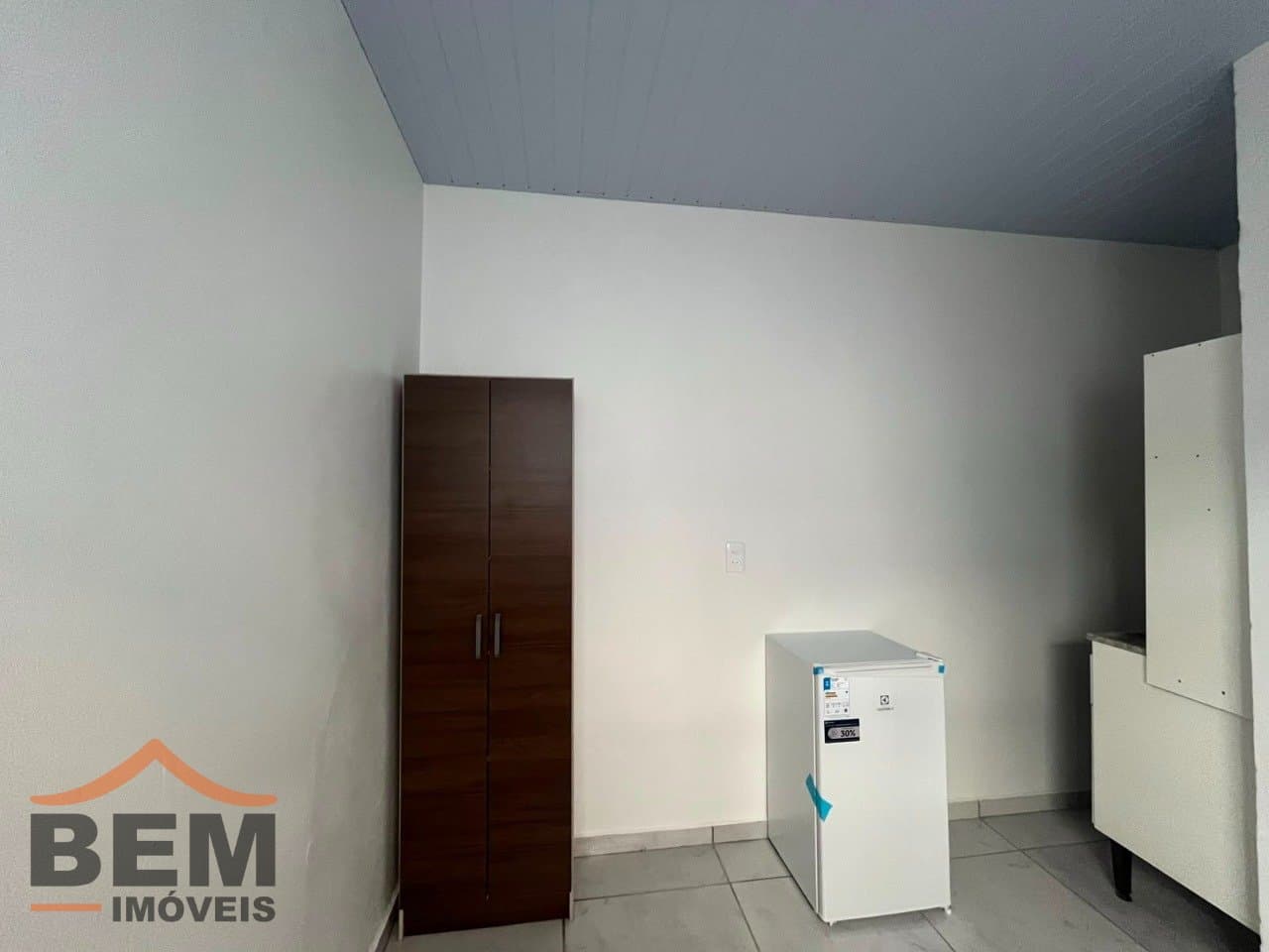 Kitnet para Locação com 1 quarto e 18m² no bairro Praia Brava, em Itajaí