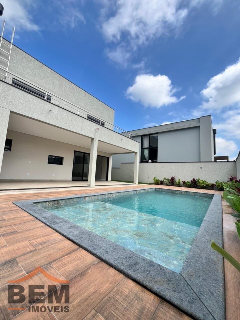 Casa em Condomínio para Venda com 4 quartos e 305m² no bairro Santa Regina, em Camboriú: WhatsApp Image 2026-08-11 at 9.22