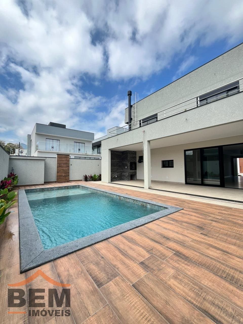 Casa em Condomínio para Venda com 4 quartos e 305m² no bairro Santa Regina, em Camboriú: WhatsApp Image 2026-08-11 at 9.22