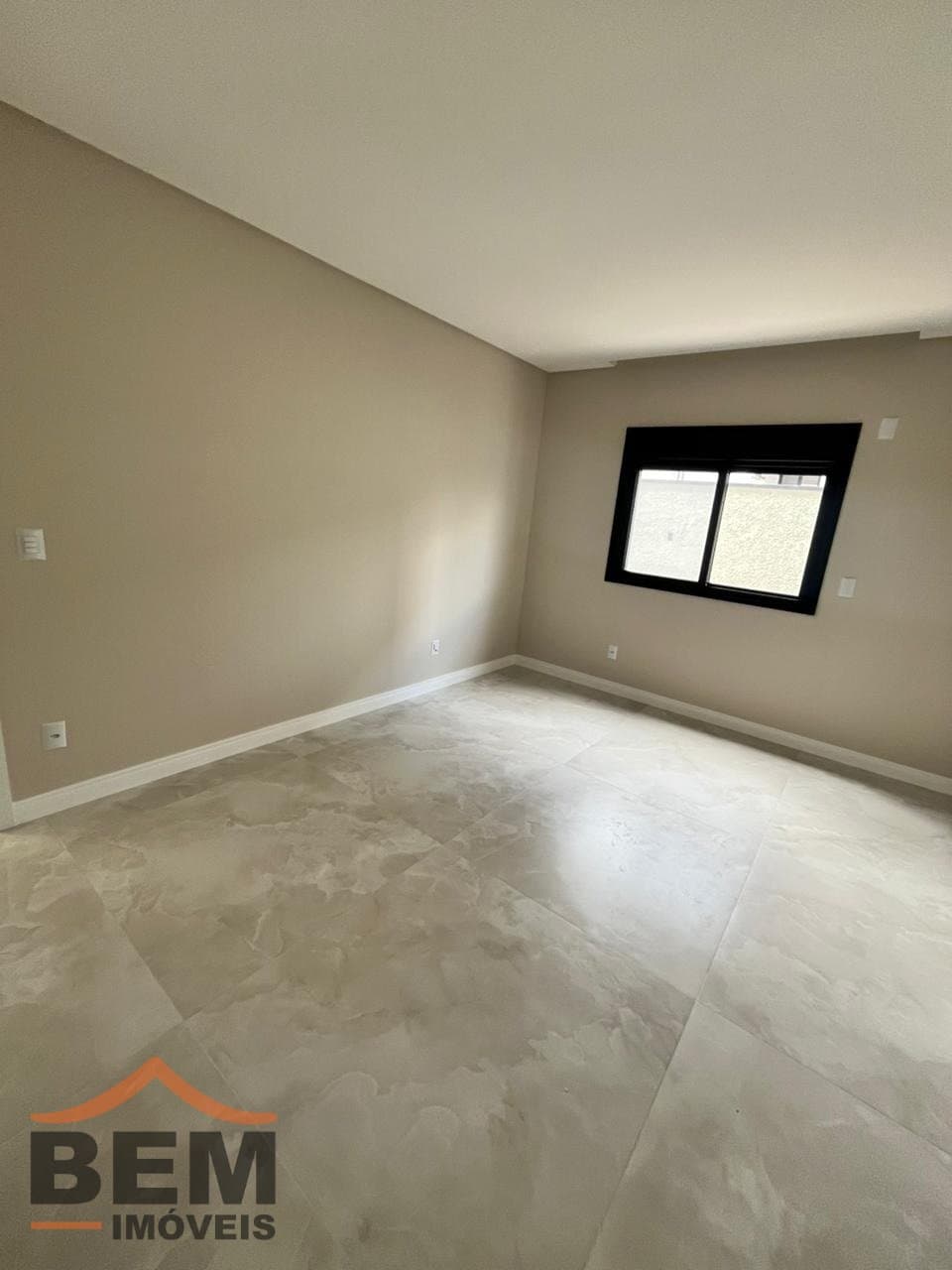 Casa em Condomínio para Venda com 4 quartos e 305m² no bairro Santa Regina, em Camboriú: WhatsApp Image 2026-08-11 at 9.22