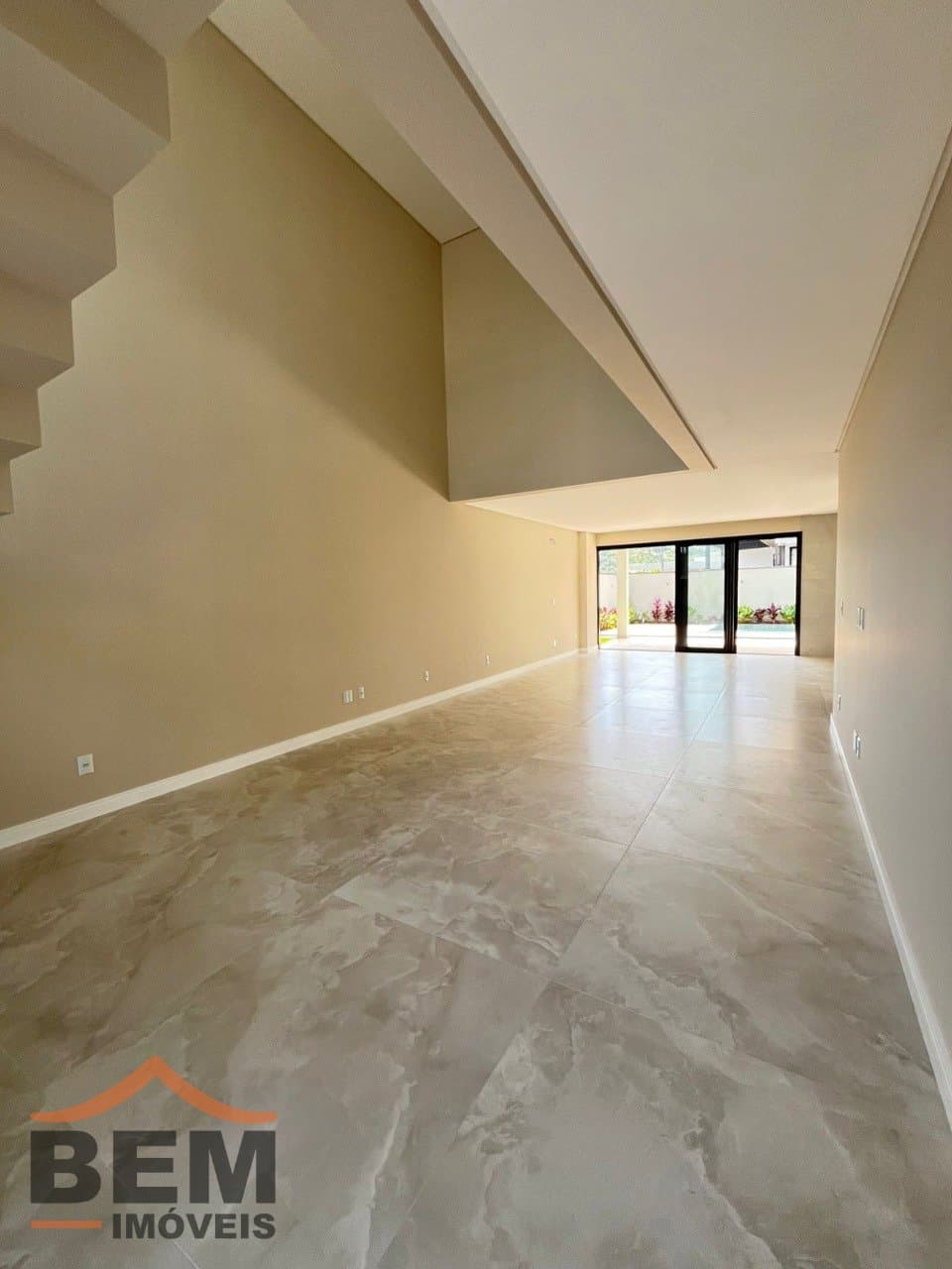 Casa em Condomínio para Venda com 4 quartos e 305m² no bairro Santa Regina, em Camboriú: WhatsApp Image 2026-08-11 at 9.22