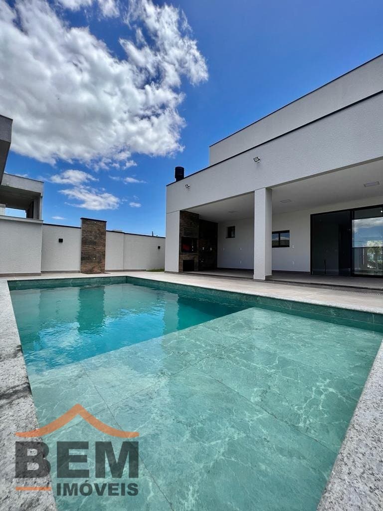 Casa em Condomínio para Venda com 4 quartos e 265m² no bairro Santa Regina, em Camboriú: WhatsApp Image 2026-08-11 at 9.21