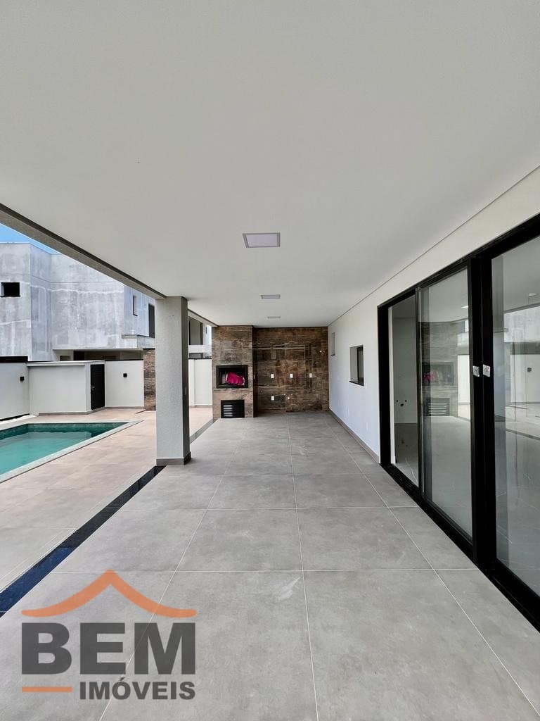 Casa em Condomínio para Venda com 4 quartos e 265m² no bairro Santa Regina, em Camboriú: WhatsApp Image 2026-08-11 at 9.21