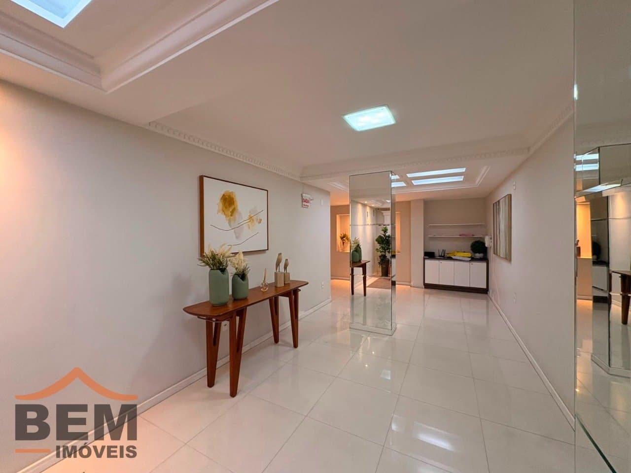Apartamento para Locação com 2 quartos e 94m² no bairro São Judas, em Itajaí