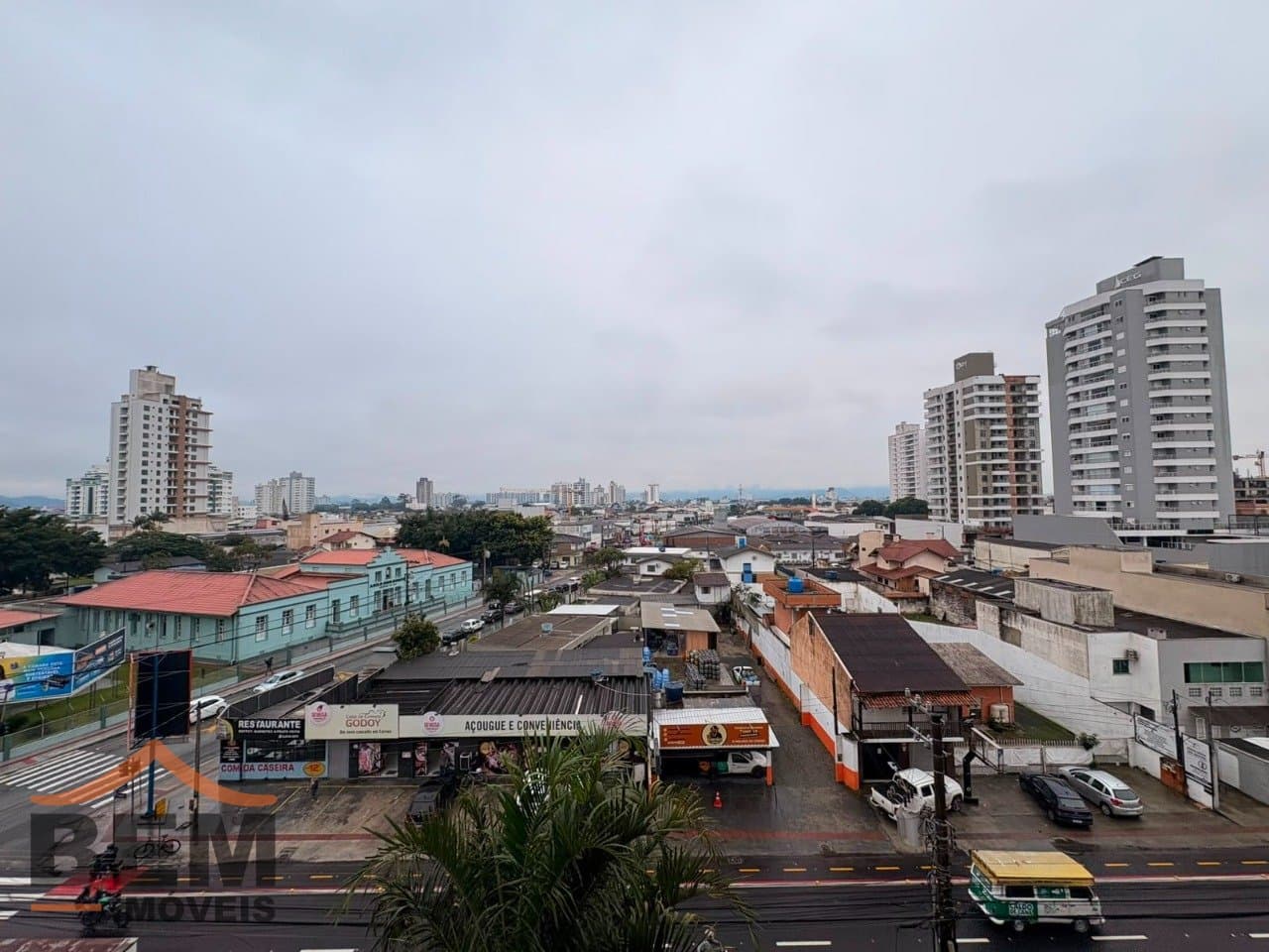 Apartamento para Locação com 2 quartos e 94m² no bairro São Judas, em Itajaí
