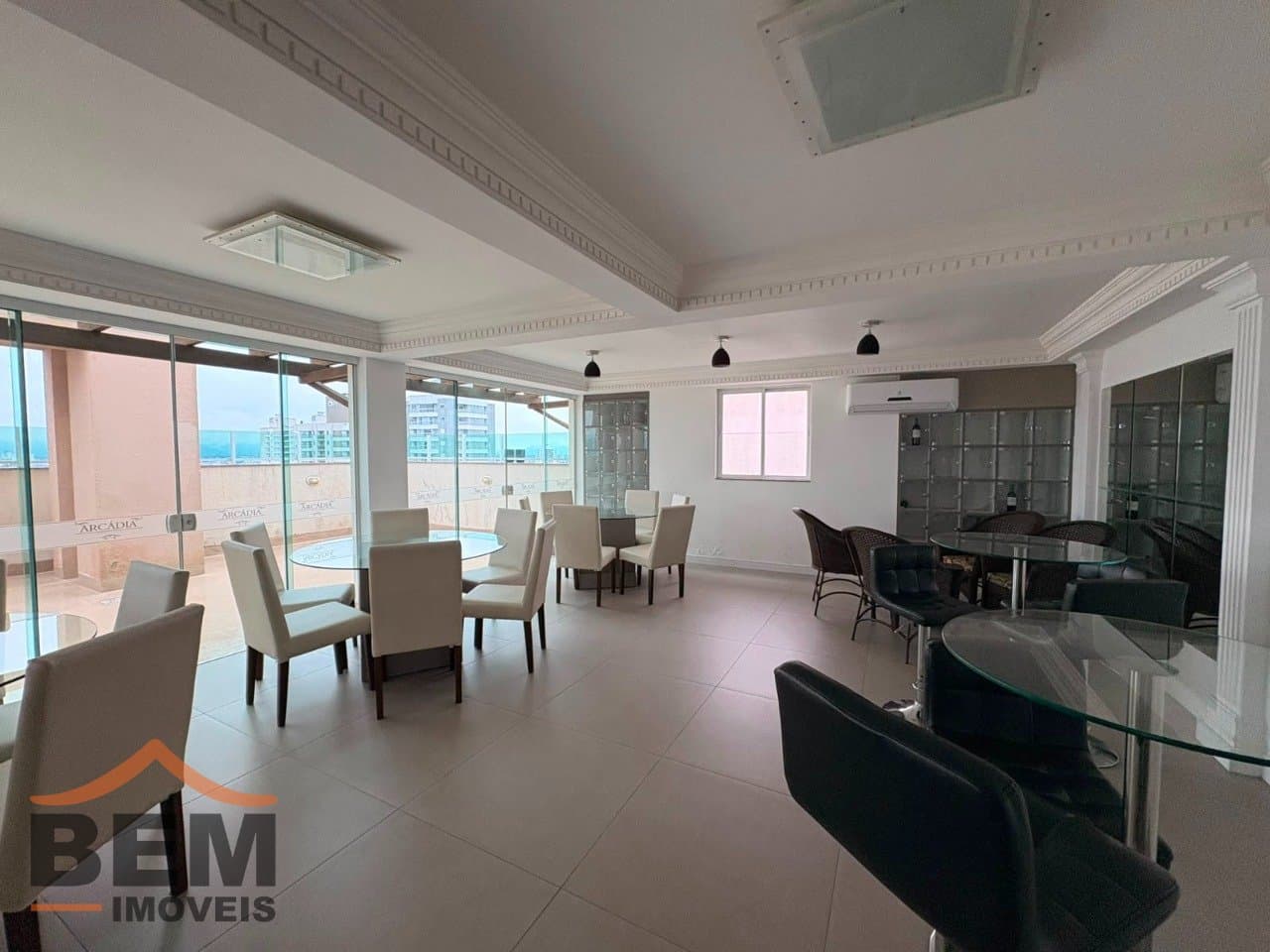 Apartamento para Locação com 2 quartos e 94m² no bairro São Judas, em Itajaí