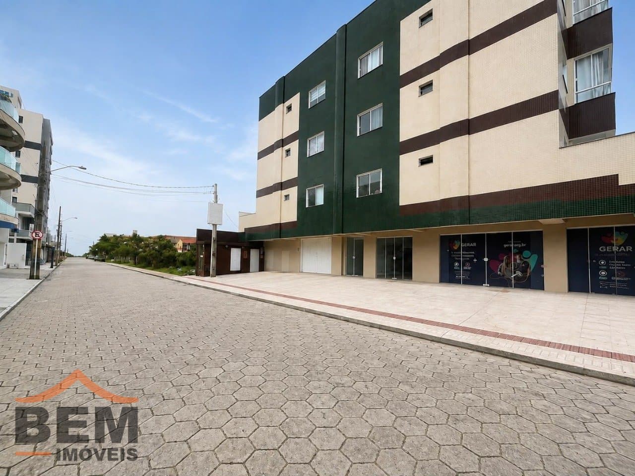 Apartamento para Locação com 1 quarto e 40m² no bairro Centro, em Navegantes