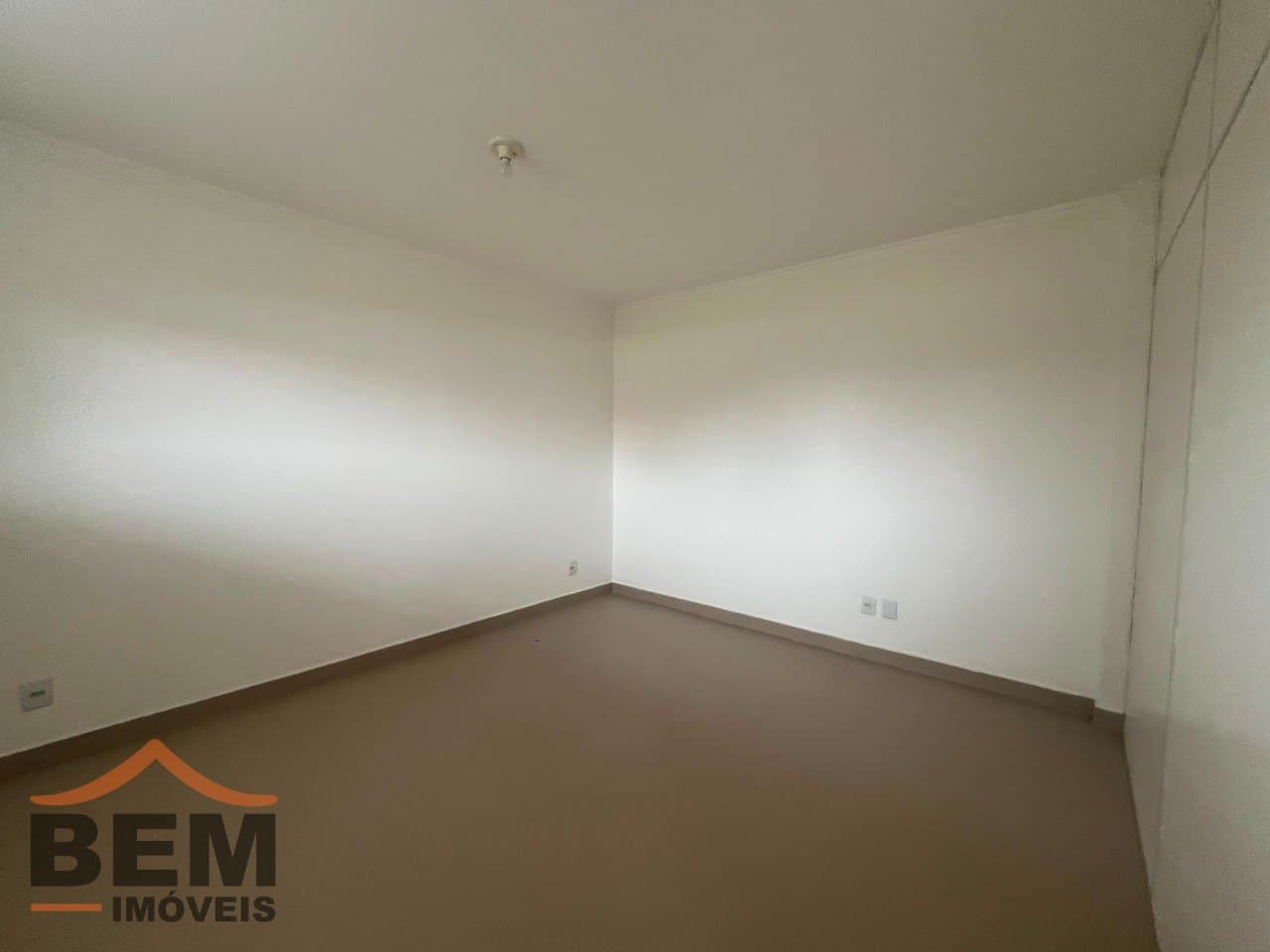Apartamento para Locação com 1 quarto e 40m² no bairro Centro, em Navegantes