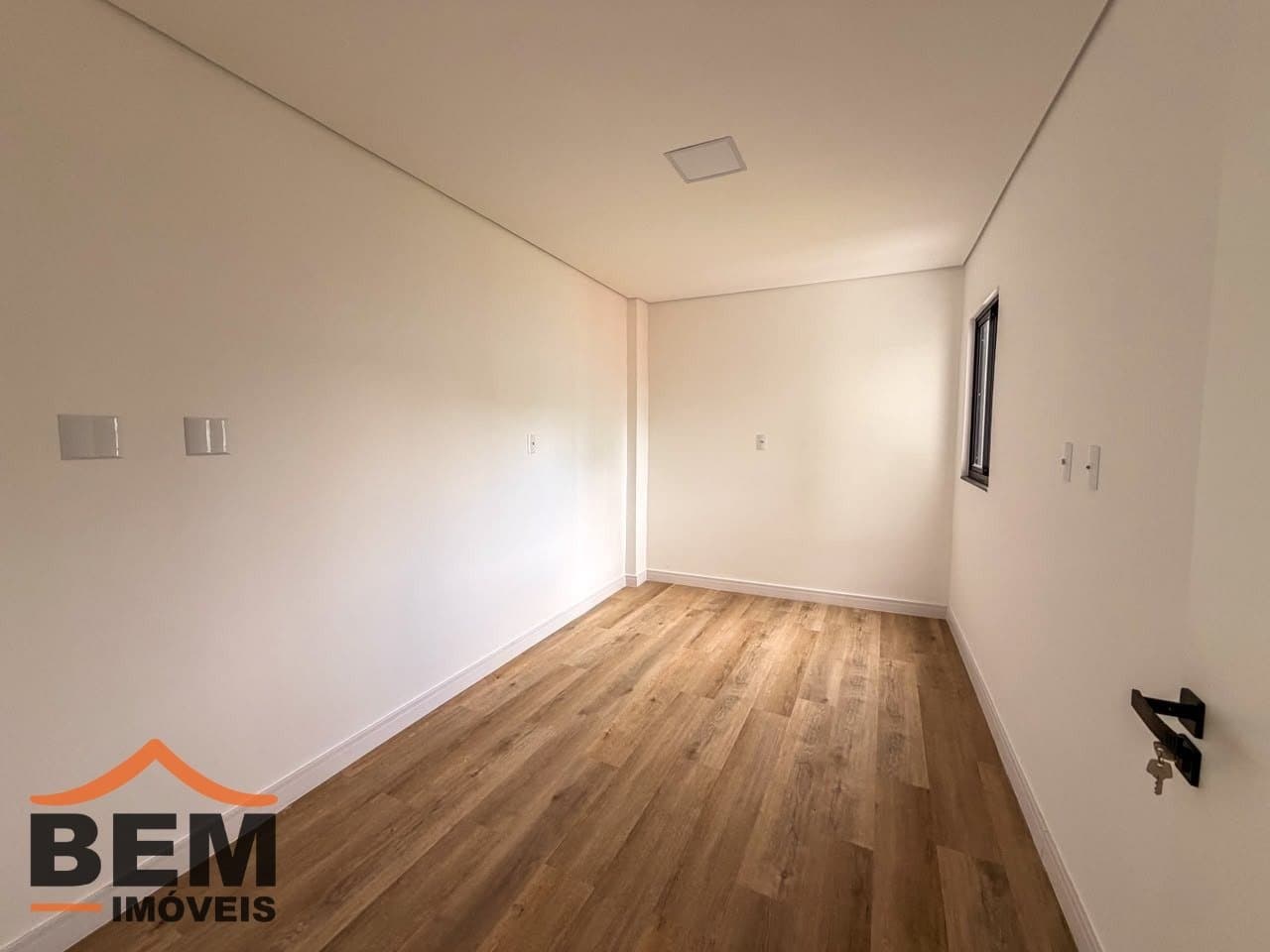 Sobrado para Venda com 3 quartos e 97m² no bairro São João, em Itajaí