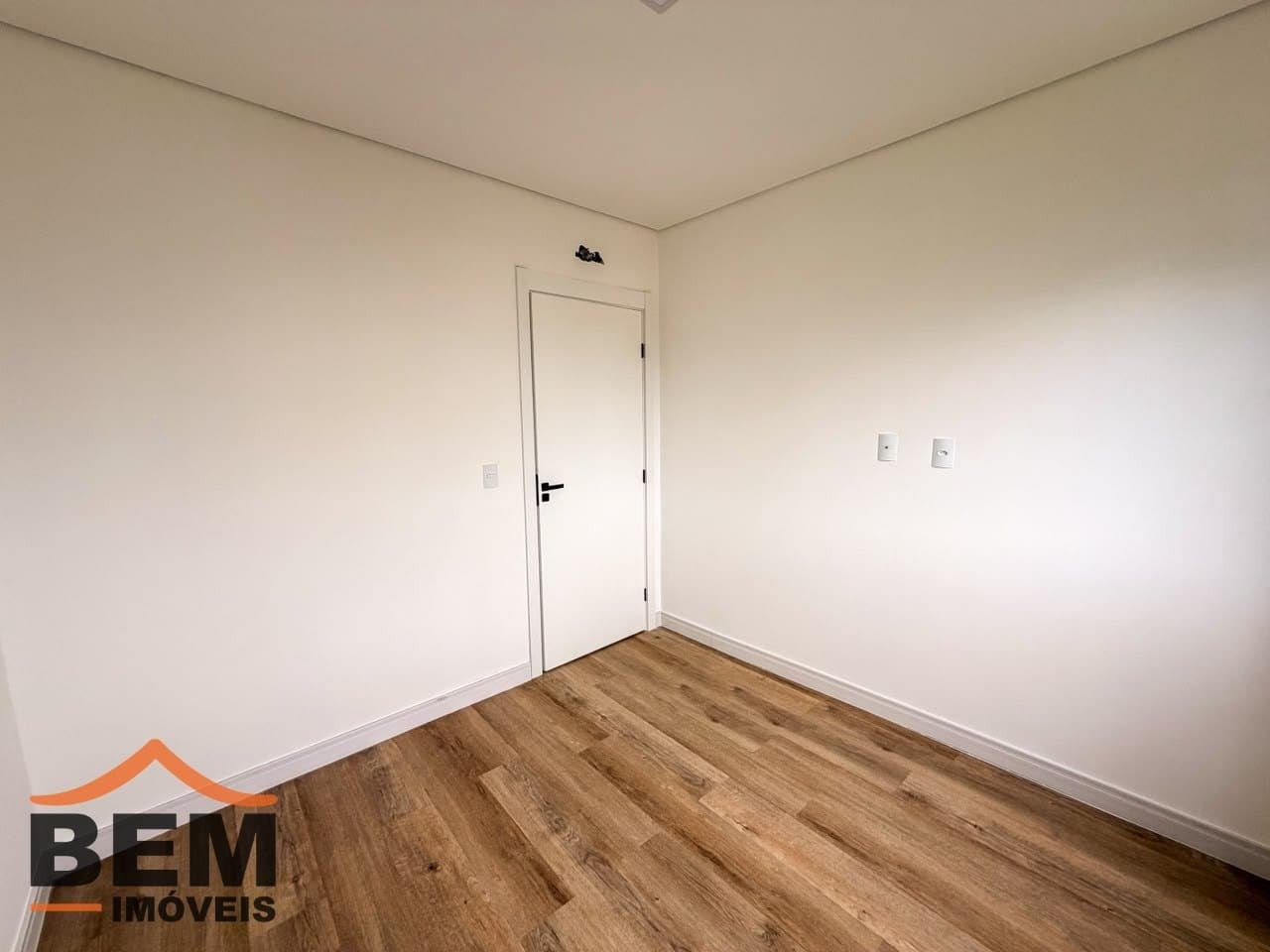 Sobrado para Venda com 3 quartos e 97m² no bairro São João, em Itajaí