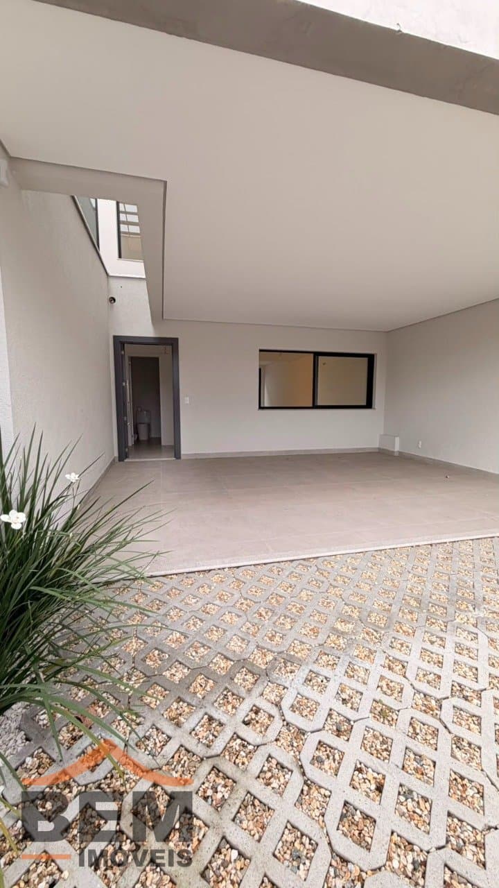 Casa para Venda com 3 quartos e 160m² no bairro Fazenda, em Itajaí