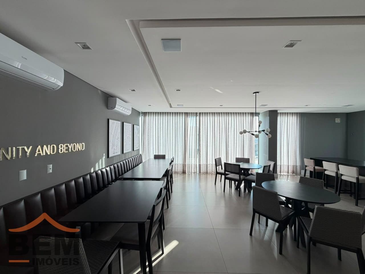 Apartamento para Venda com 3 quartos e 85m² no bairro São João, em Itajaí