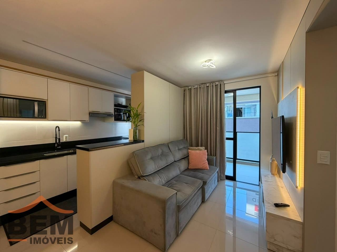 Apartamento para Venda com 3 quartos e 85m² no bairro São João, em Itajaí