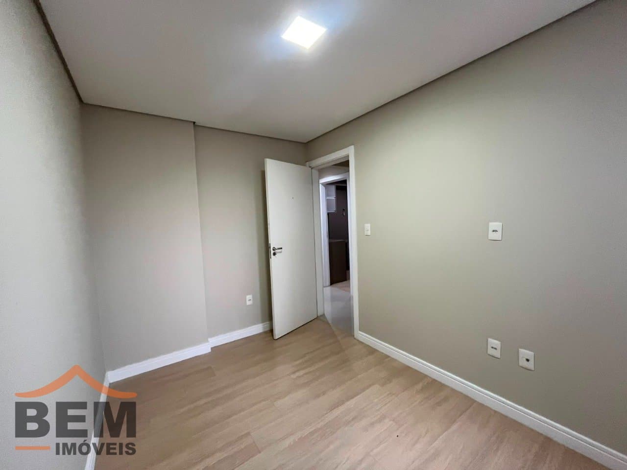 Apartamento com 3 quartos e 82m² no bairro São João, em Itajaí