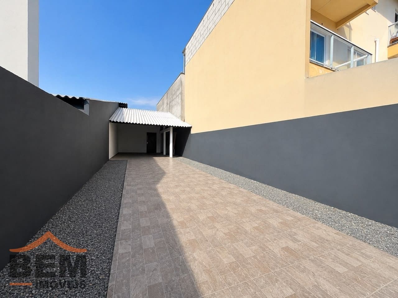 Casa para Locação com 2 quartos e 80m² no bairro Cordeiros, em Itajaí