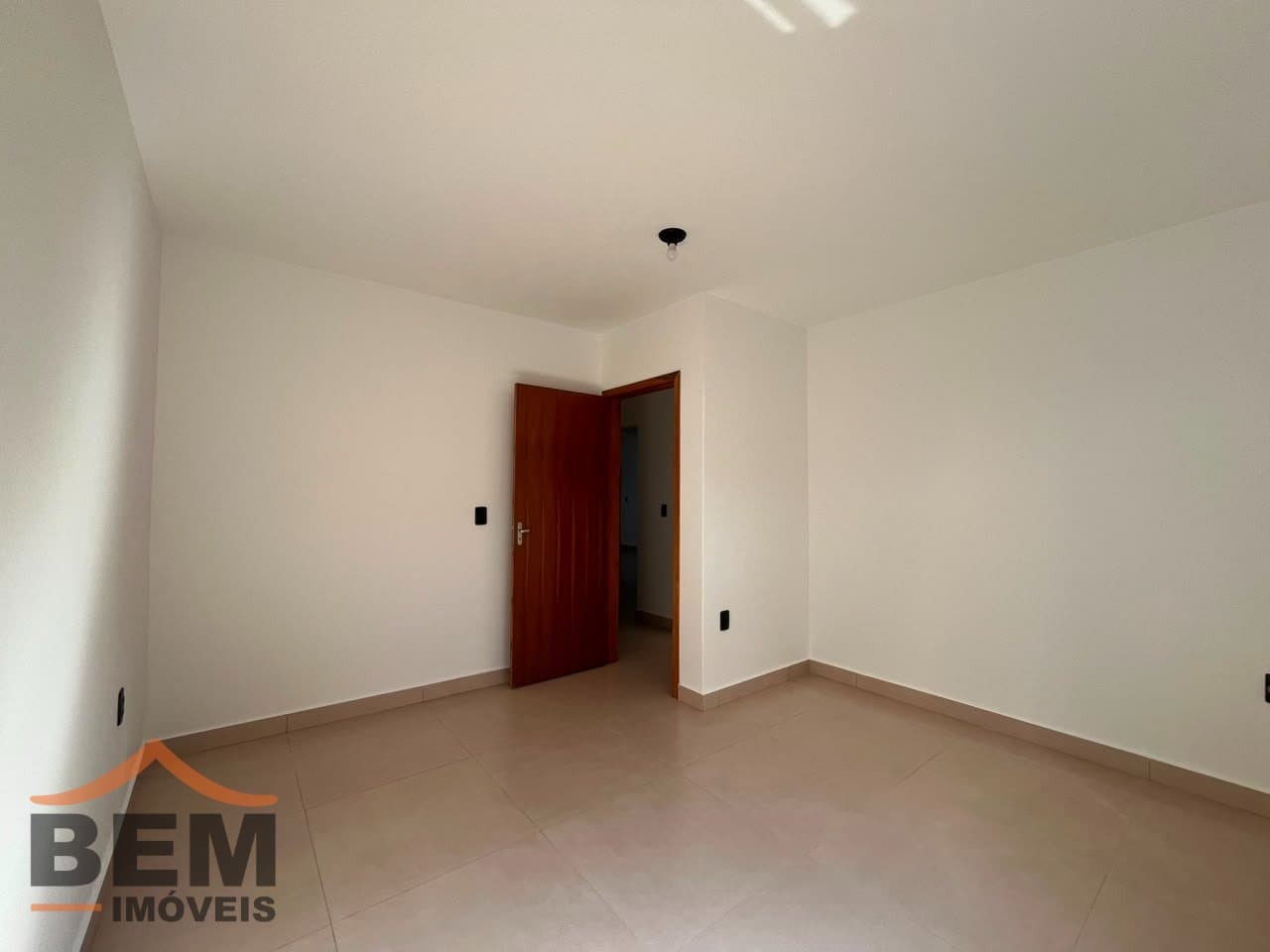 Casa para Locação com 2 quartos e 80m² no bairro Cordeiros, em Itajaí