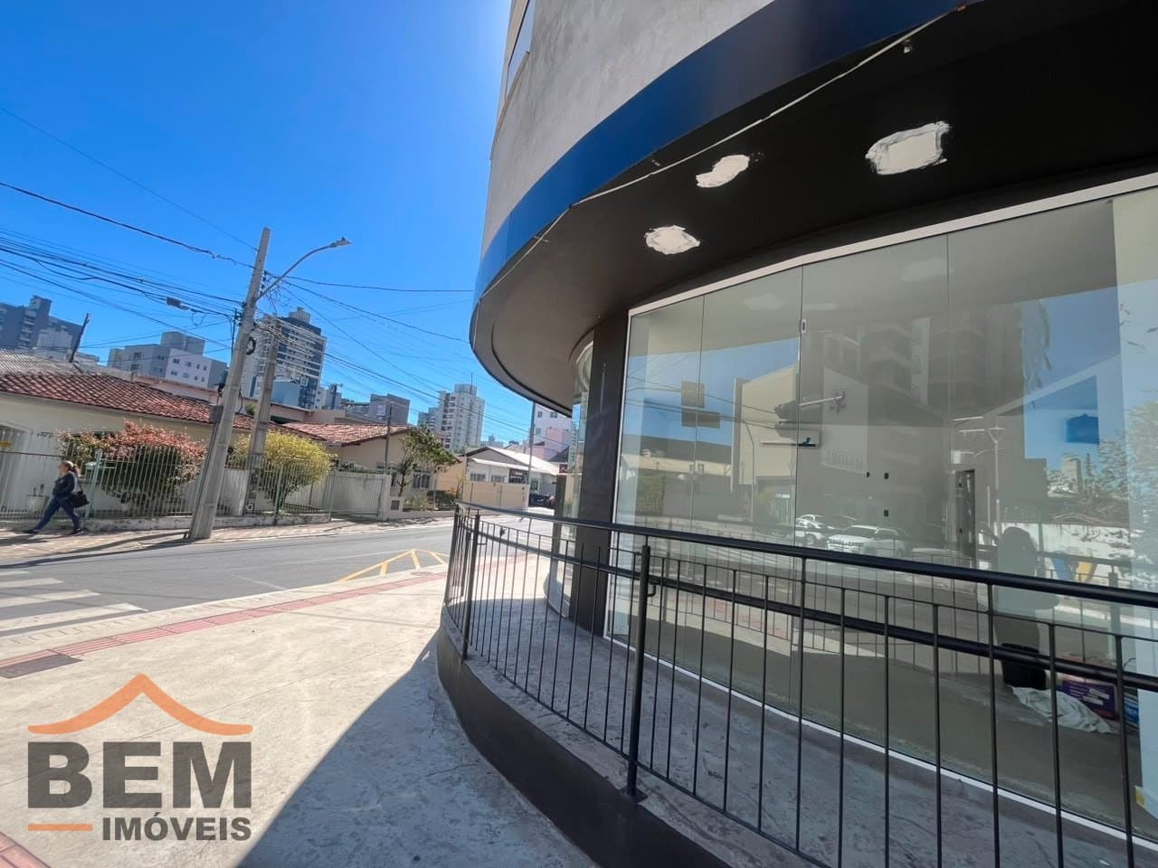 Sala Comercial para Locação com 72m² no bairro Centro, em Itajaí