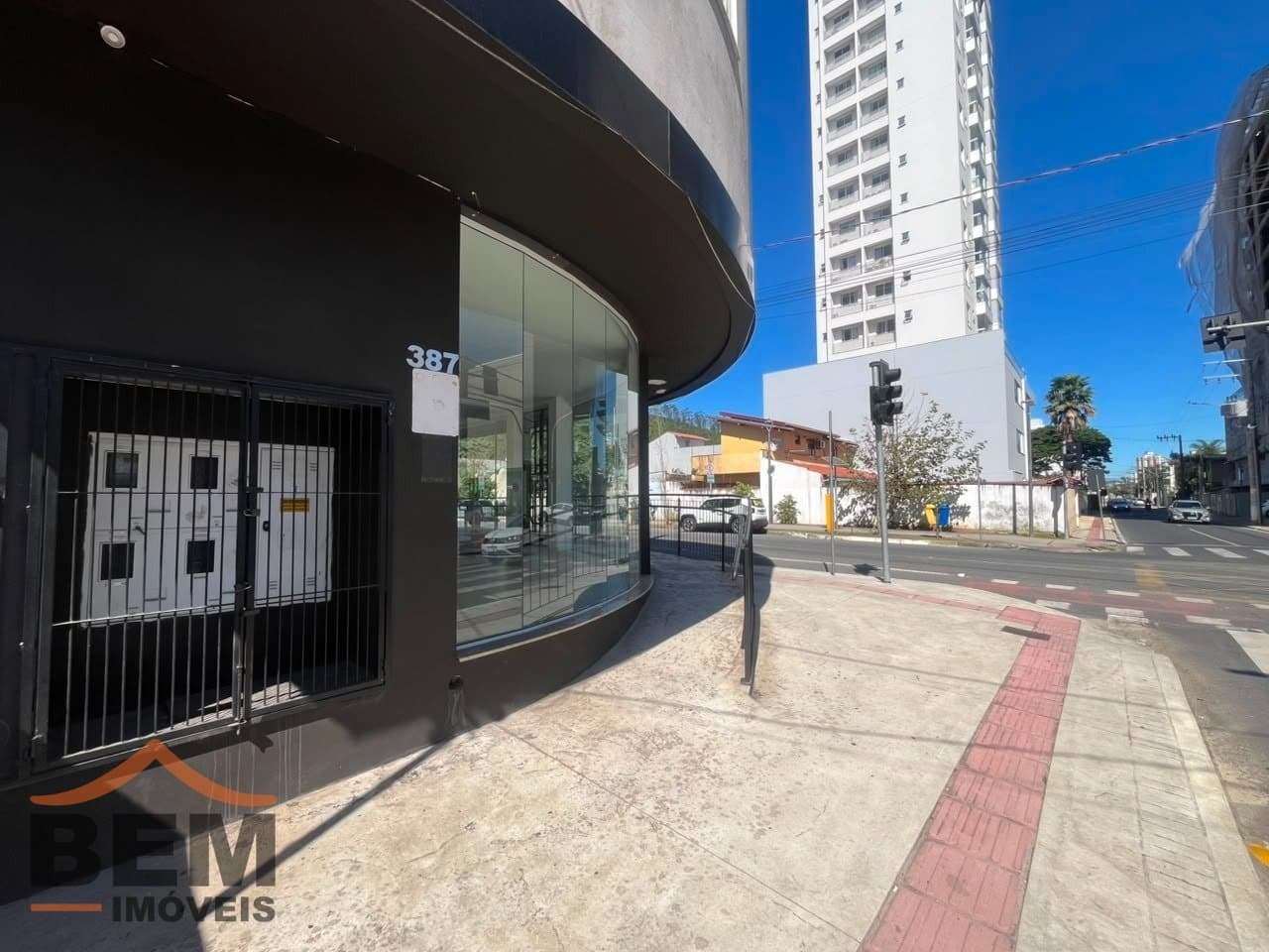 Sala Comercial para Locação com 72m² no bairro Centro, em Itajaí